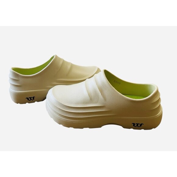 Unisex Armadillo Chef Shoes size 44 Slip Resist food service, healthcare S602 - Picture 1 of 8